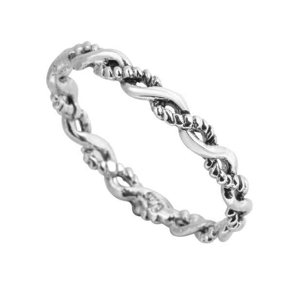 Pretty Twisted Band Ring